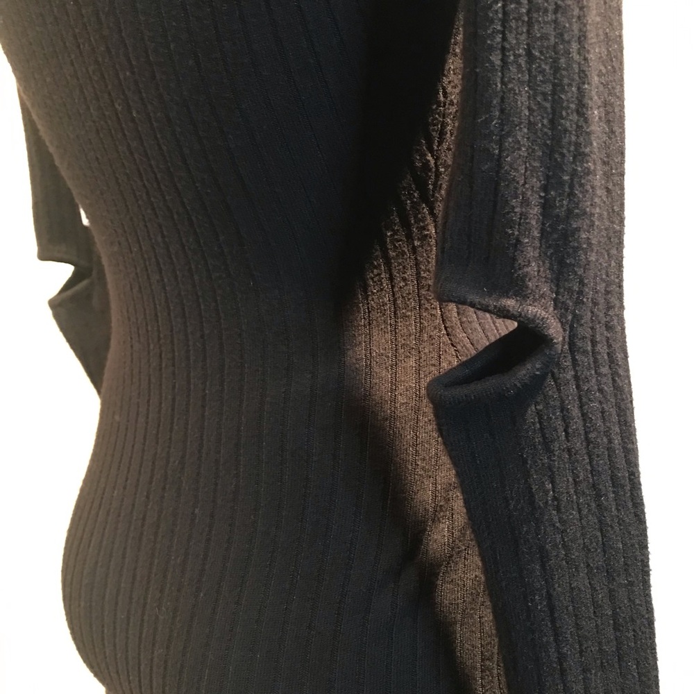 Open Elbows ❤️Thick Sweater Dress - Picture 3 of 8